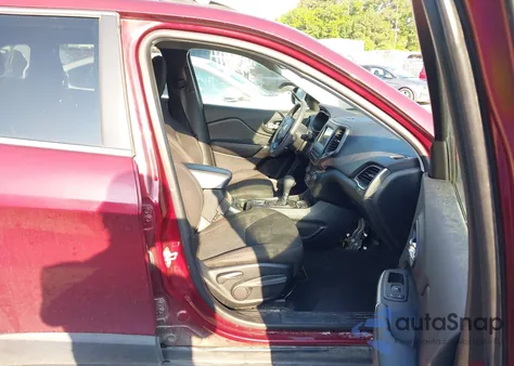 2019 Jeep Cherokee Latitude Fwd from USA, damaged, VIN 1C4PJLCB9KD325901